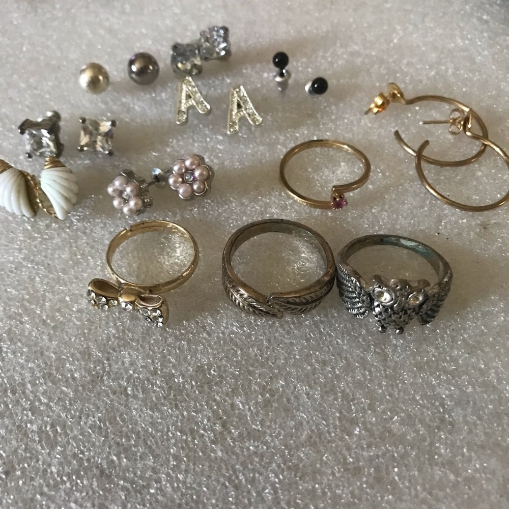 Mixed Metal Women’s Ring and Earring Set — Silver and Gold
